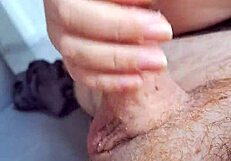 batendo punhetinha no amigo