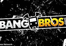 Lya's risky sex on the bench with blonde blowjob and european latina