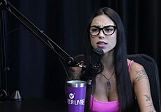 Foi hackeada, gravou com maximo garcia, criou o curso e deu dicas para a sentada e se descobriu exibisionista - didy reis watch on sheer red