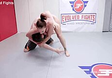 Evolved fights match bella rossi against peter king