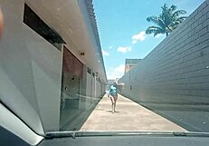 carona com tia acaba com dedadas na bucetinha da sobrinha