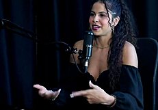 tem certas coisas nela que s�o pequenininhas era modelo deu dicas para mulheres e conversou com a m�e sobre vender conte�dos - sweet karolzinha watch on sheer red