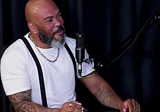 tem certas coisas nela que s�o pequenininhas era modelo deu dicas para mulheres e conversou com a m�e sobre vender conte�dos - sweet karolzinha watch on sheer red