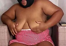 crente safada da bunda grande e buceta gostosa ficou com tes�o lendo a b�blia