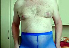 Spa in the blue leggings with amateurs and bisexual fun