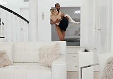 लंड भूखी टीन कोको लवकॉक ट्यूटर को बीबीसी स्लैमिंग में टेम्प्ट करती है