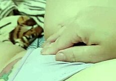 Adoro Me Masturbar De Manhã Antes De Ir Para Faculdade