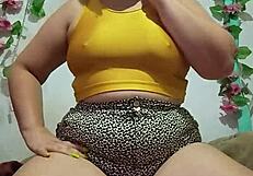 pov te descubro pajeandote y te puteo por pendejo pajerito pito chico humillaci�n joi cei