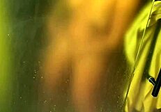 A loira casada safada com fogo na buceta deu ate nos bastidores com a camera desligada