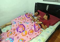 no pudimos resistirnos lo hicimos en la habitaci�n y fue salvaje - madrastra milf