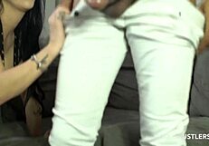 सबसे सेक्सी जोड़ी वाली बदमाश चूतों को बीबीसी ग्रुप सेक्स और फेशियल