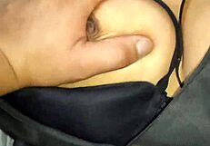 mi amiga otaku se siente caliente despues de la convencion parte 2.