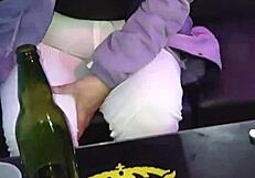 Acosando a Madura Venezolana Culona en las Calles de Lima con Hilo Rojo Parte 2.