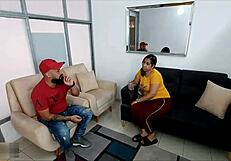 Me Follo A La Amiga De Mi Madrastra Mientras Le Hace La Visita Y Cumplí Mi Fantasía Sexual Cojiendo Con Una Hot Milf - Porno En Español