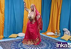 chudai - madrastra india tetona folla al novio y llena su coño de leche