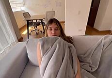 Mi exnovia es tímida y eso hace que se me caliente mi vagina grande y peluda