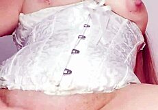 Latina stepmother with prominent cameltoe engages in private activity for her stepson