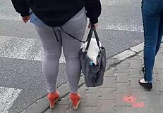 Hidden Street Voyeur Capture