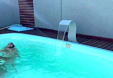 Intense putaria in the pool with several novinhas flashing tits