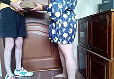 Mature milf makes virgin courier cum on her wet pussy. He delivers more than packages.