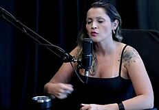 gosta do pau medio parou gravacao por causa da posicao o cliente nao queria pagar e ficou sem retorno por motivo de - agatha mama watch on sheer red