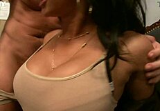 Isis Love Receives Foot Massage Before Deep Dicking