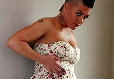 oh, jezebelle bond, that hot brunette, teases and fingers her pussy so well