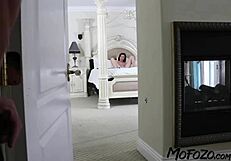 Horny amateur fucks big dick