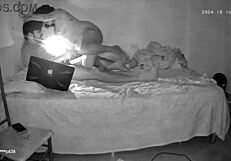 c�mara oculta de mi puta esposa con el vecino donde le mam� la verga bien rico parte 3