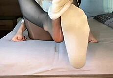 I loving the blacknails feet in nylon tights on nike airforce