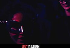 पब्लिक थ्रीसम में रफ एनल और ब्लोजॉब से इमोशन्स हाई