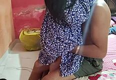 Desi Girlfriend Gets Hard Fucking