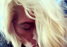 Real Hooker Takes A Facial