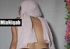 Mia Niqab compilation with deepthroat and ball licking 😘