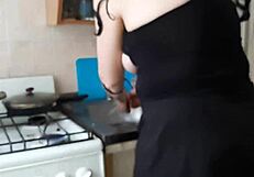 Girlfriend licks pussy while stepmom cooks dinner