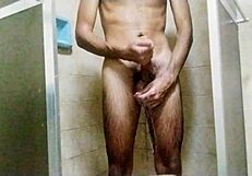 Taking a bath and masturbating so good!