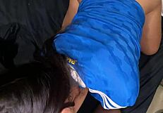 une thaïlandaise de 18 ans baisée hard creampie