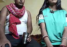 Indian hot desi school girl in viral video MMS fucking outdoors with friends