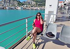 The Curvy Stepmom Flashes Big Pussy Lips In Public Bus And Recalls Vacation With Stepson.