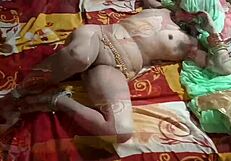 Jeth Ji Lays Younger Brother's Wife On Bed And Fucks Her Hard