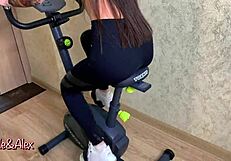 सौतेली मां का सौतेले बेटे से गुप्त चुदाई