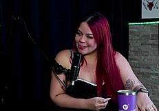 a experiência na casa de swing perde o tesão se o homem não for cheiroso seu dom é a sentada e seu pau ideal - bad aninha sheer red