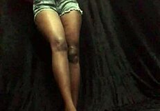 Naked Photo Shoot with Curvy Babe