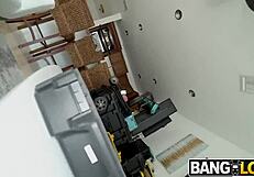 Scottish Teen Paisley Page's Lips Suck Big Dick