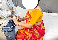 Indian housewife chats with delivery boy while husband is away wearing saree