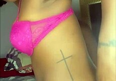 इबोनी सौतेली बेटी अब सौतेले पापा की हो गई