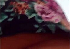 Madura Falda Upskirt En La Calle Se Me Termina Regalando