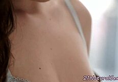 glam babe fucked passionately before blowjob