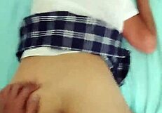 estudiante rica cogida en uniforme