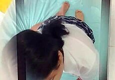 estudiante rica cogida en uniforme